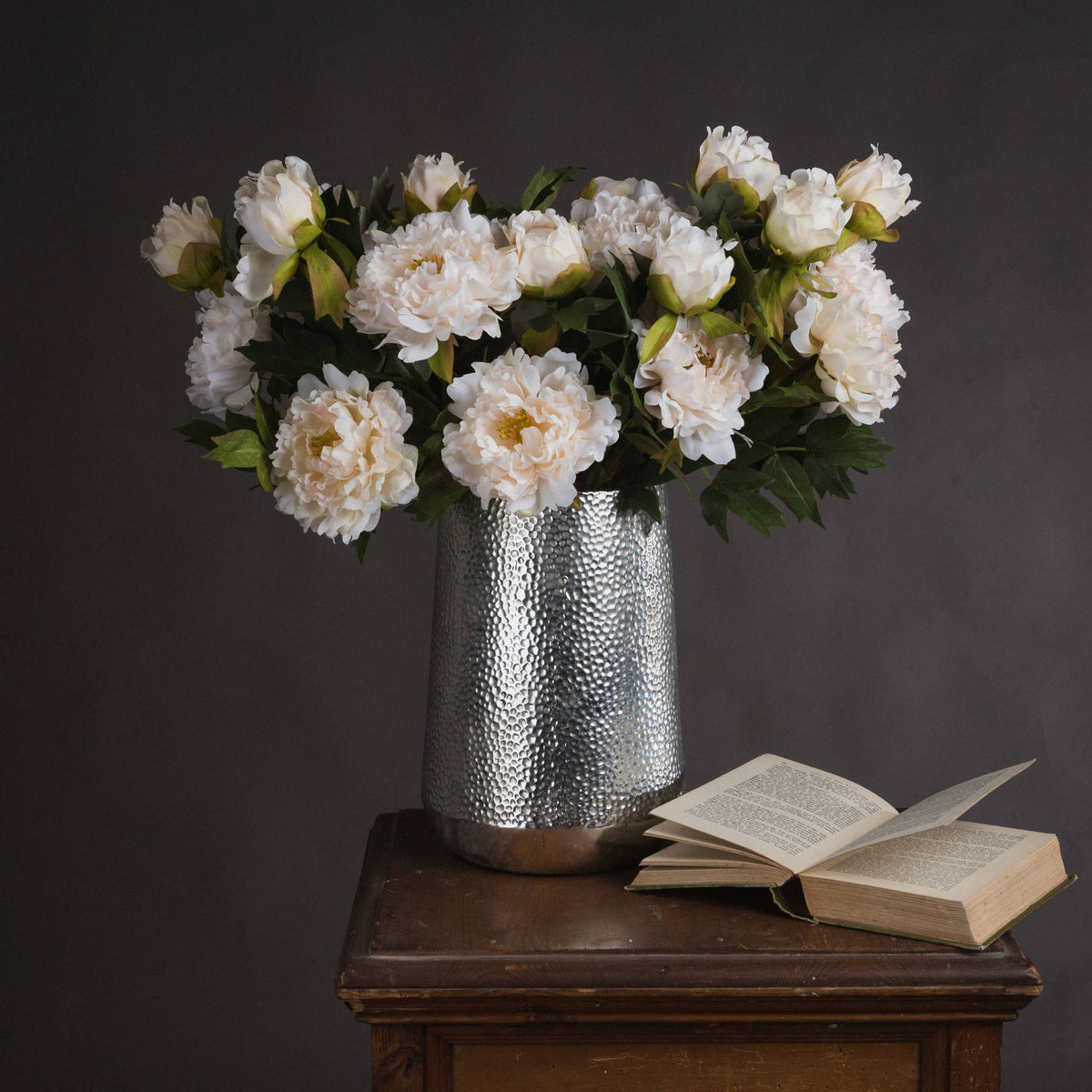 White Fashion Peony - image 1