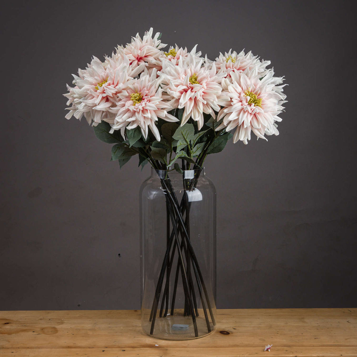 Lush Pink Dahlia - image 1