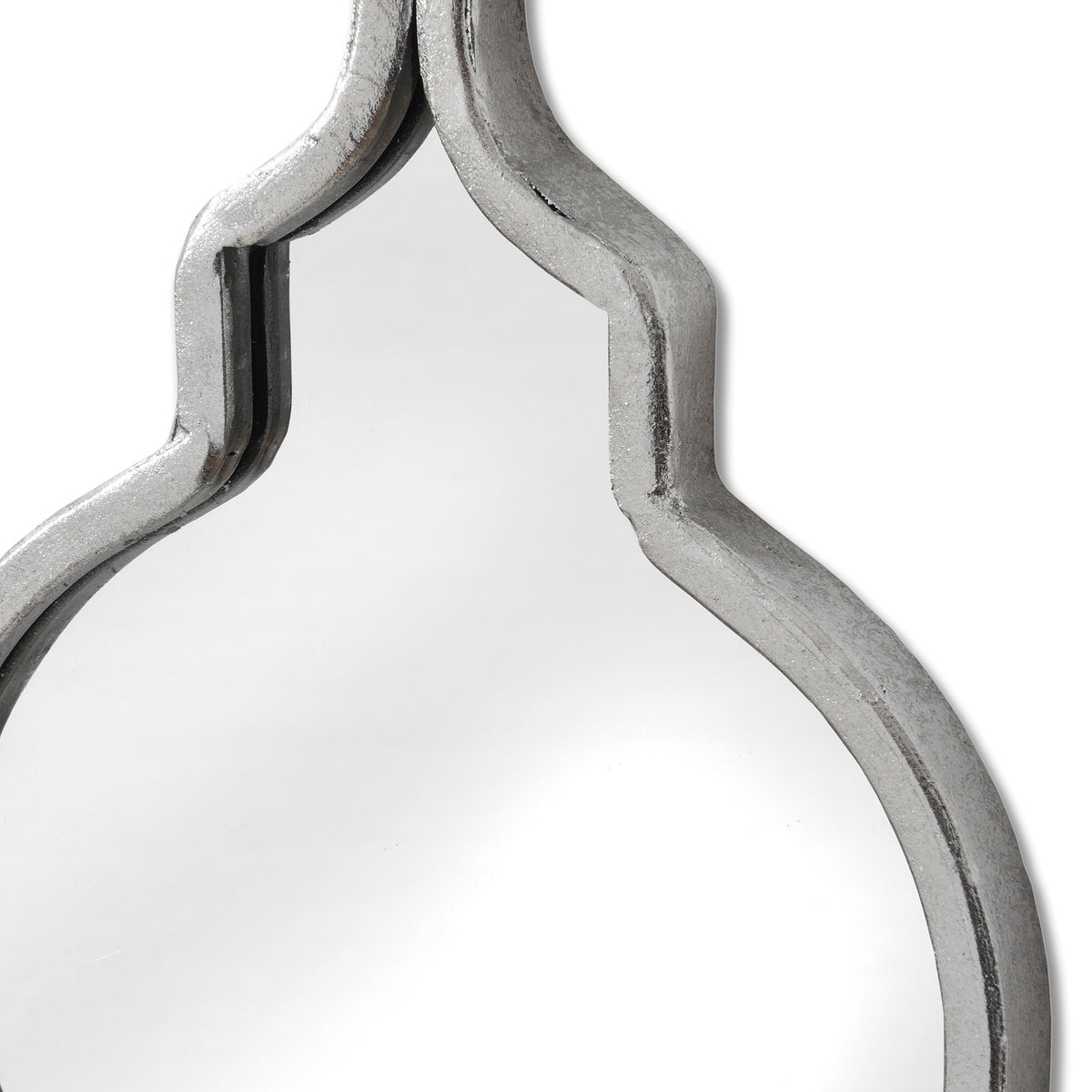 Silver Quarterfoil Decorative Hanging Mirror - image 2