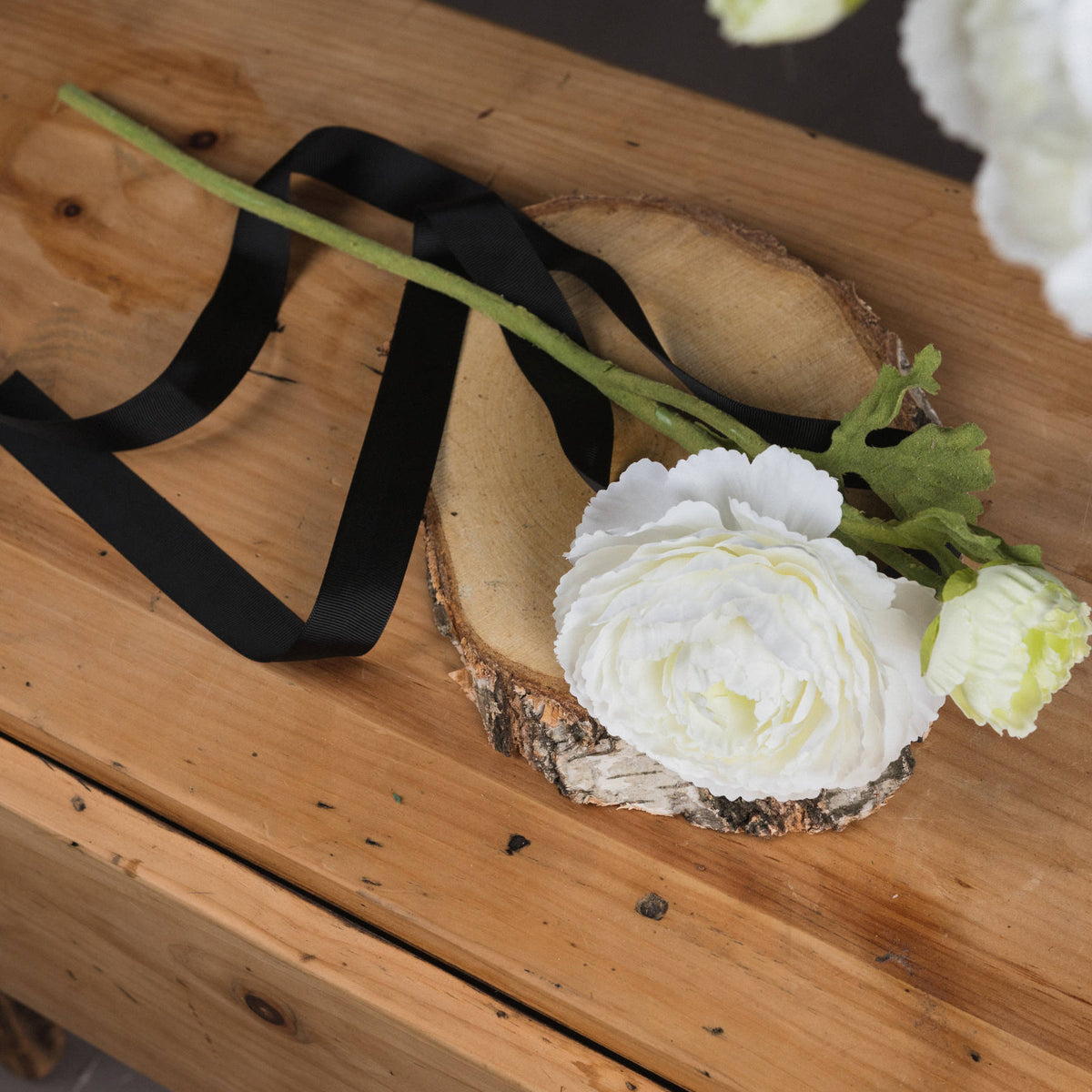 White Ranunculus Spray - image 2