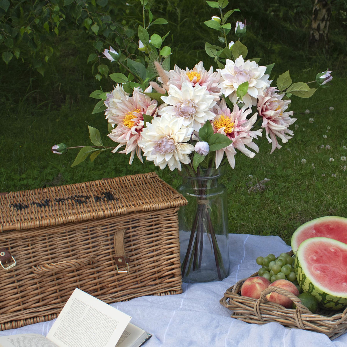 Lush Pink Dahlia - image 5